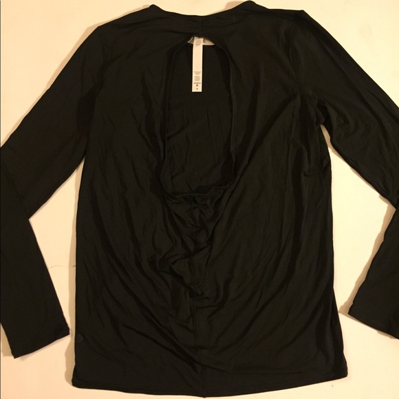 Lululemon Athletica Timeless Twist LS - Picture 3 of 8